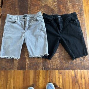 Exspress 2 lot stretch Denim shorts. Size 33